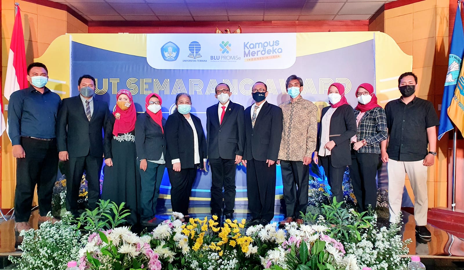 UT Semarang Award Lahirkan Digital Native Berprestasi