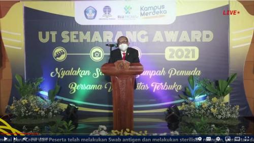 UT Semarang Award 2021