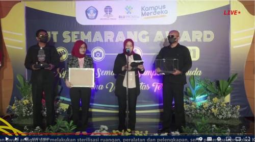 UT Semarang Award 2021